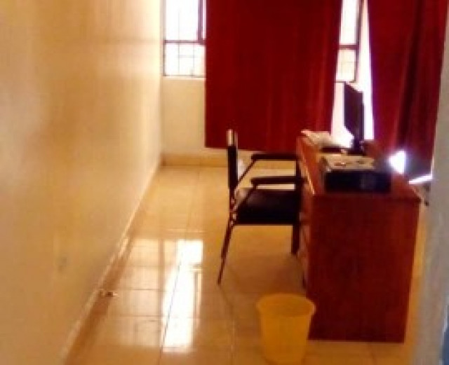 LOCATION: UN BUREAU A LOUER SUR KINSHASA-LEMBA