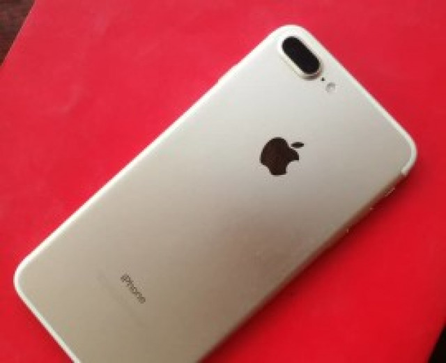 Vente IPhone 7 Plus Gold