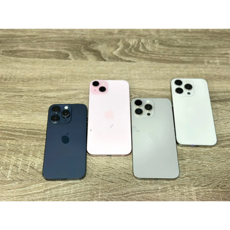 Neuf Apple iPhone 15 128 GB Noir