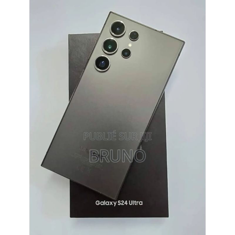 Neuf Samsung Galaxy S24 Ultra 1 TB Noir