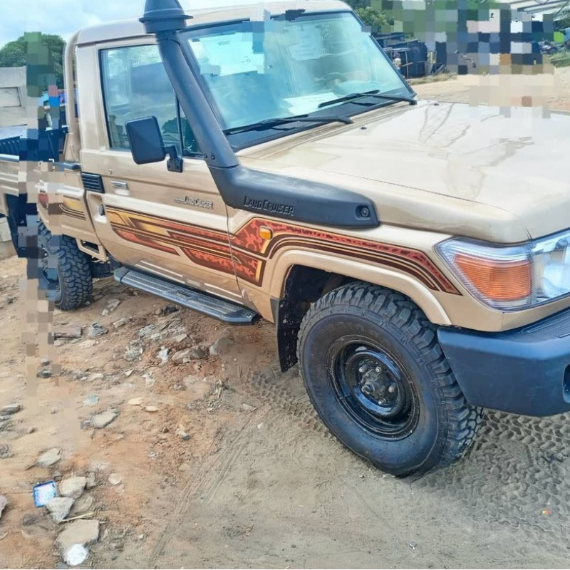 Toyota Land Cruiser 2012