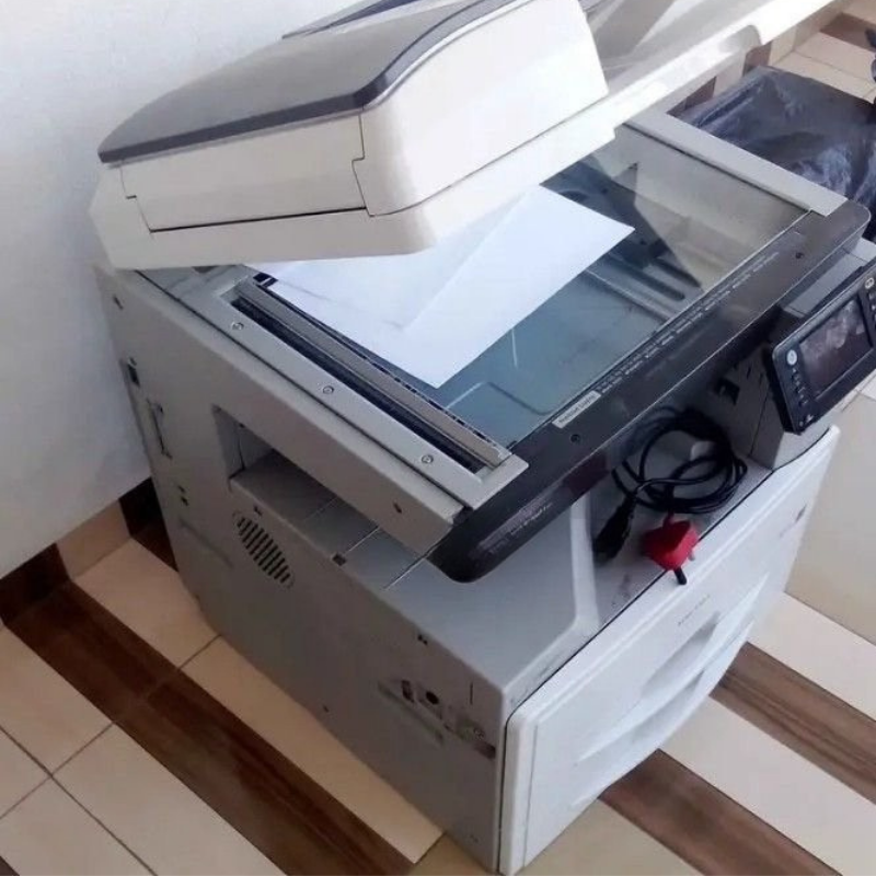 Machine d'impression neuve à vendre.