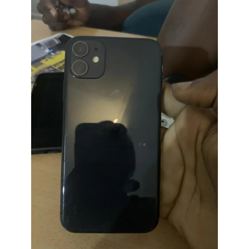 Apple iPhone 11 64 GB Noir