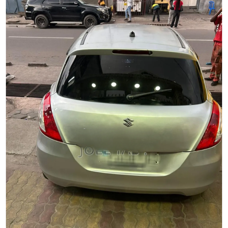 Suzuki Swift 2015 Beige