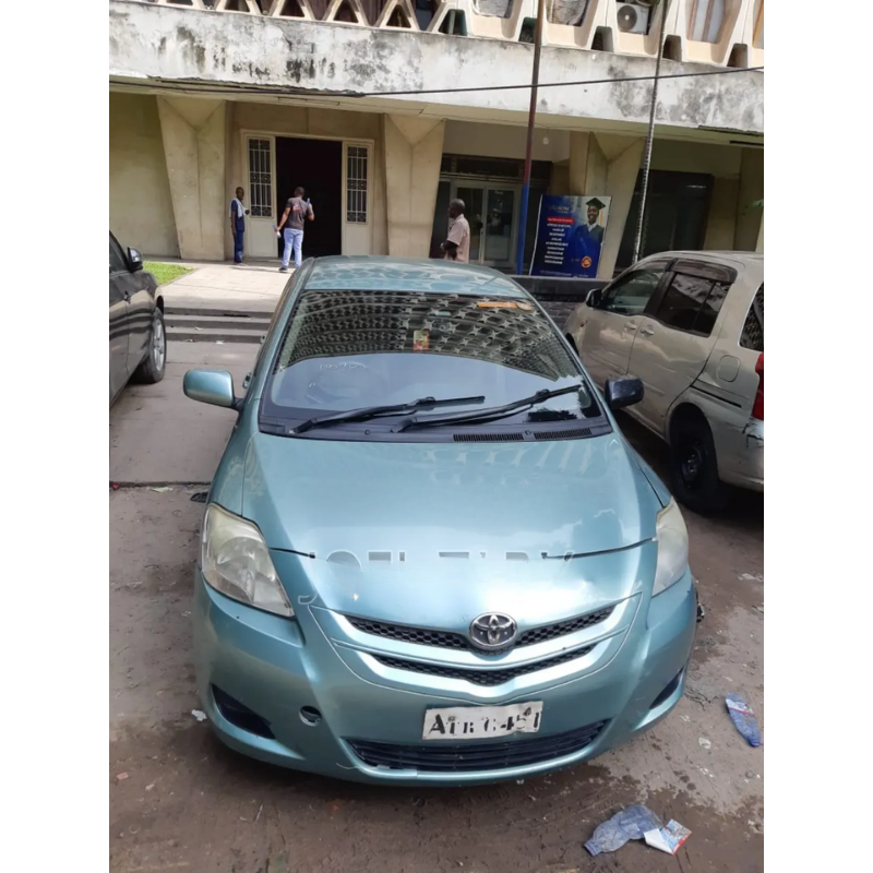 Toyota Belta 2006 Bleu