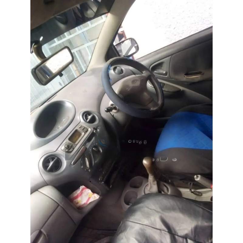 Toyota Yaris 2003 Bleu