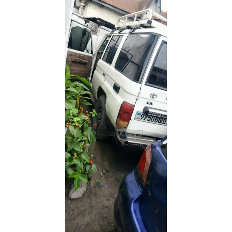 Toyota Land Cruiser 2007 Blanc