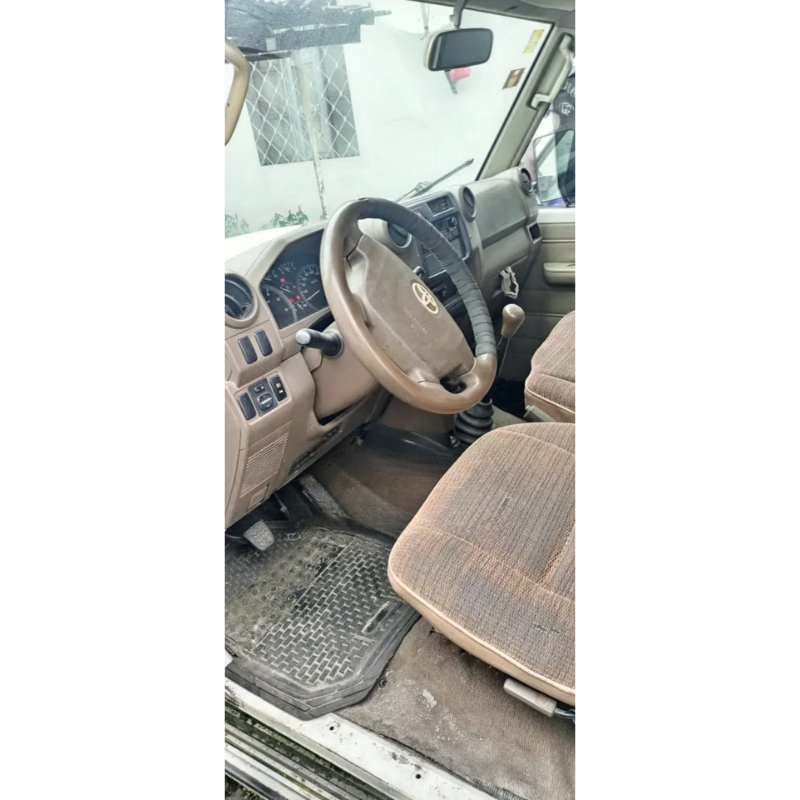 Toyota Land Cruiser 2007 Blanc