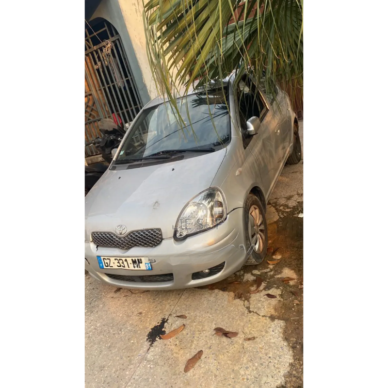 Toyota Yaris 2010 Gris