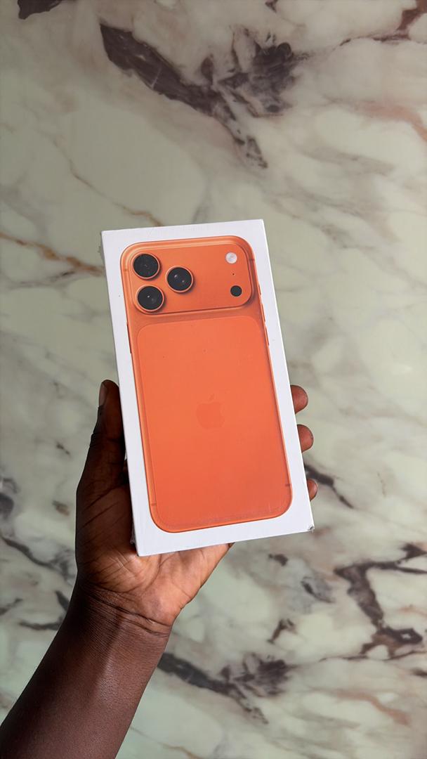 iPhone 17 pro max 