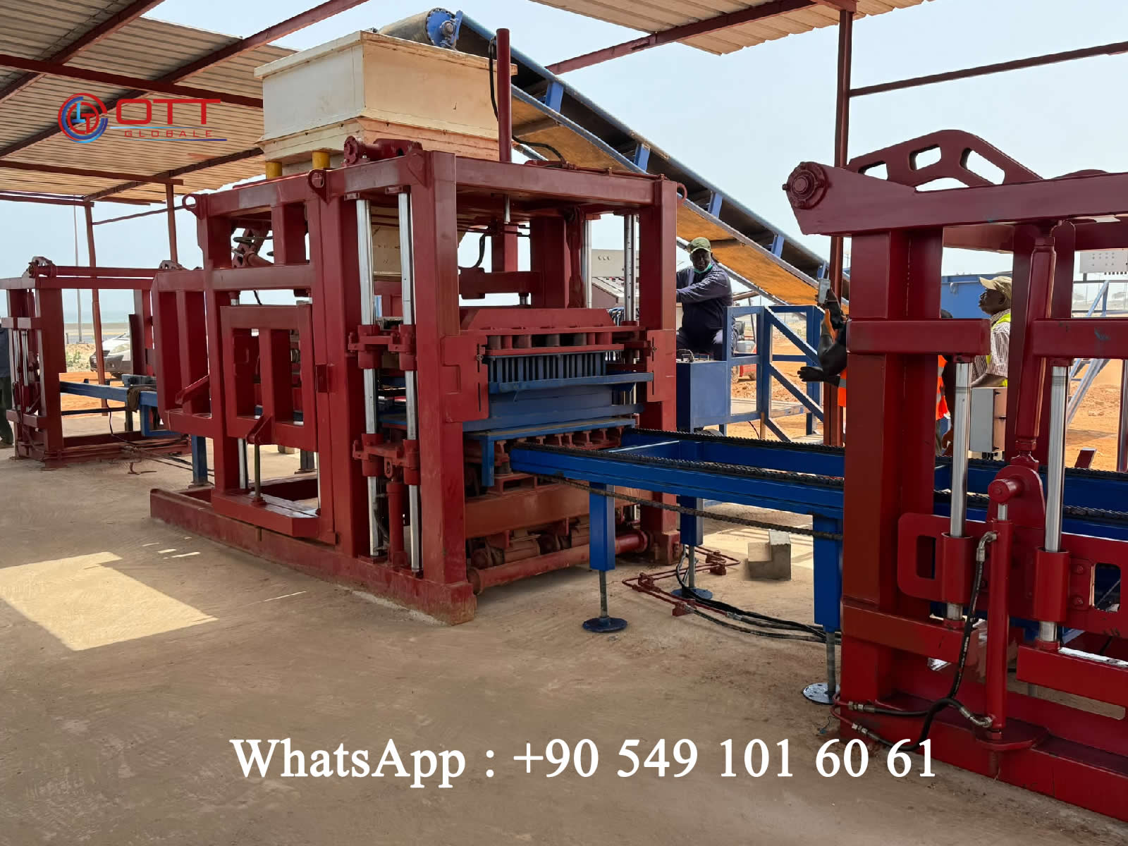 Machine a parpaing, pavé semi-automatique OTT4.1SA