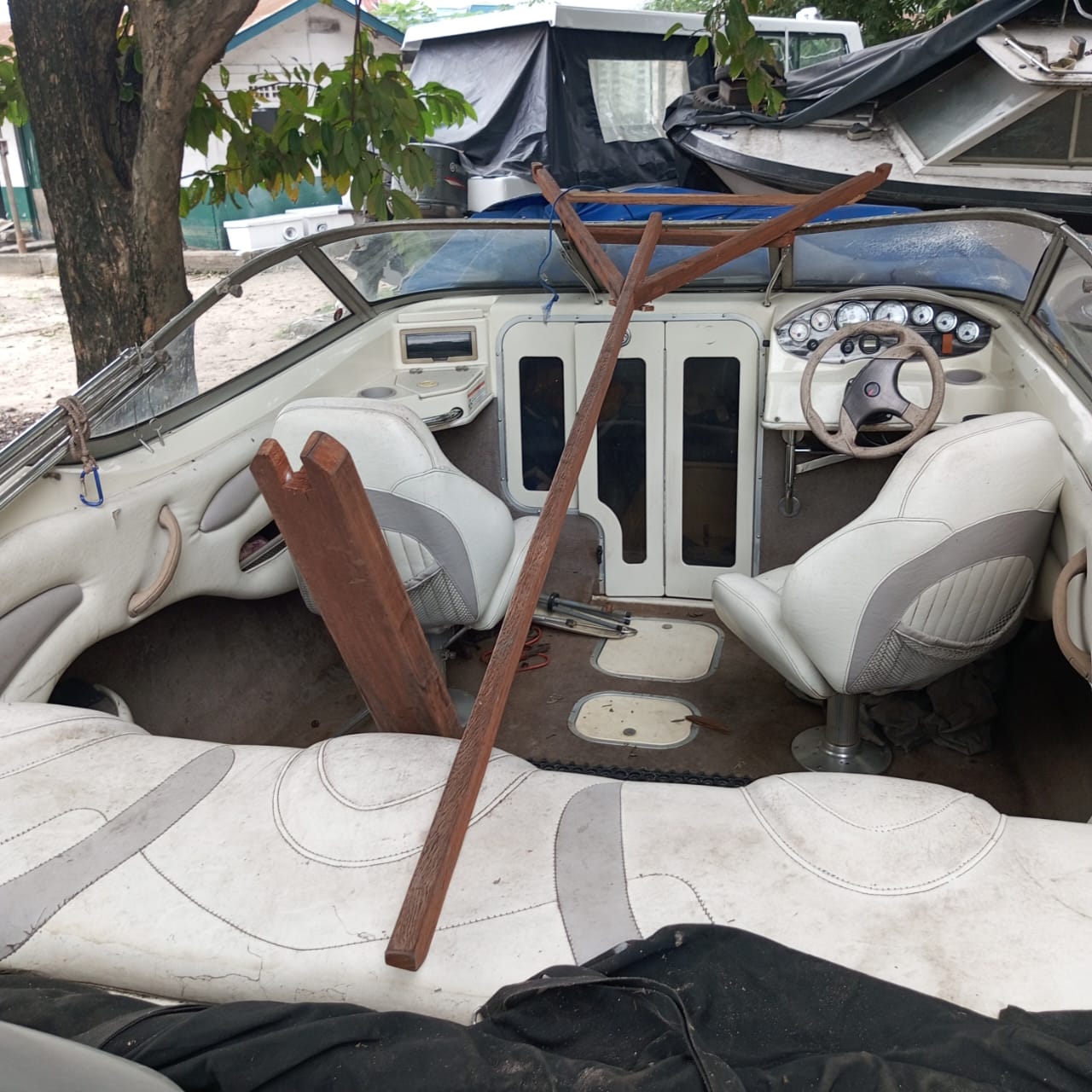 vente de canot rapide, des hors bord, et accessoires pour canot rapide 