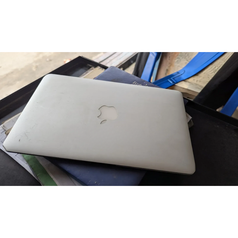 Ordinateur portable Apple MacBook 2011 4GB Intel Core M SSD 128GB